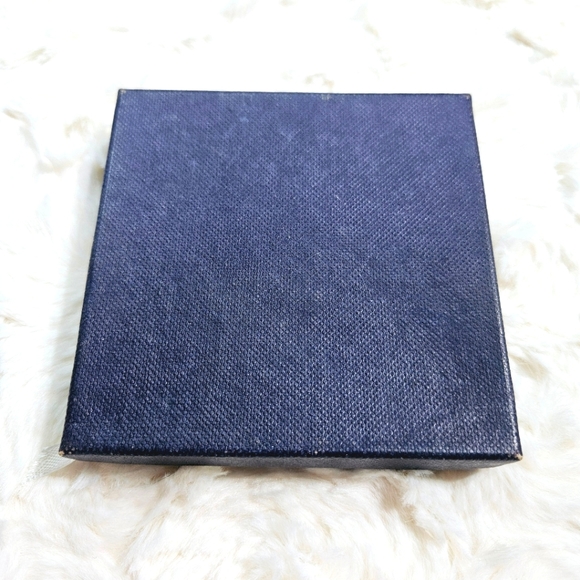 In Company With Angels - Round Porcelain Laodicea Angel Christmas Ornament - Picture 6 of 8